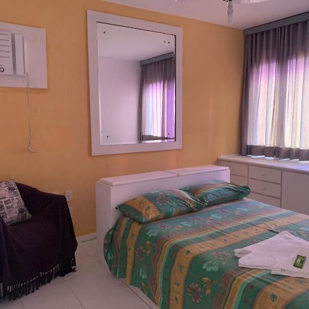 Barra Apart Service Salvador Bagian luar foto